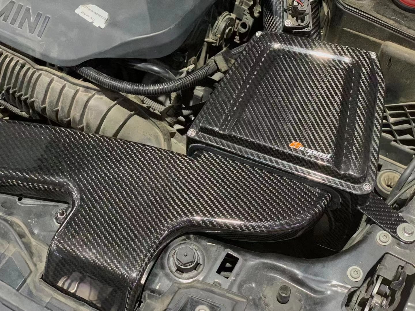 Pre-preg Carbon Fibre Air-Intake System For BMW 1 Series,Mini