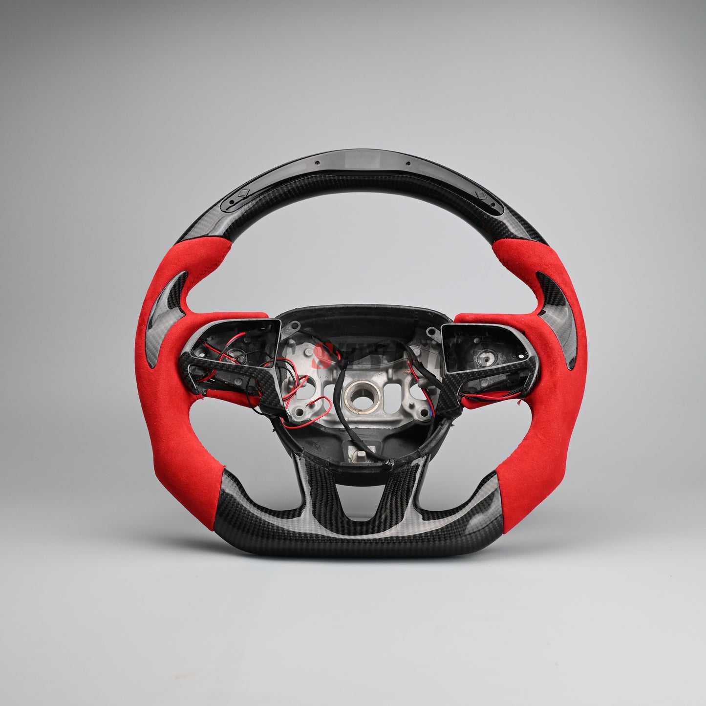 LED Shifter Indicator Display Carbon Fibre Steering Wheel Suitable For Dodge Challenger SRT (15-20)