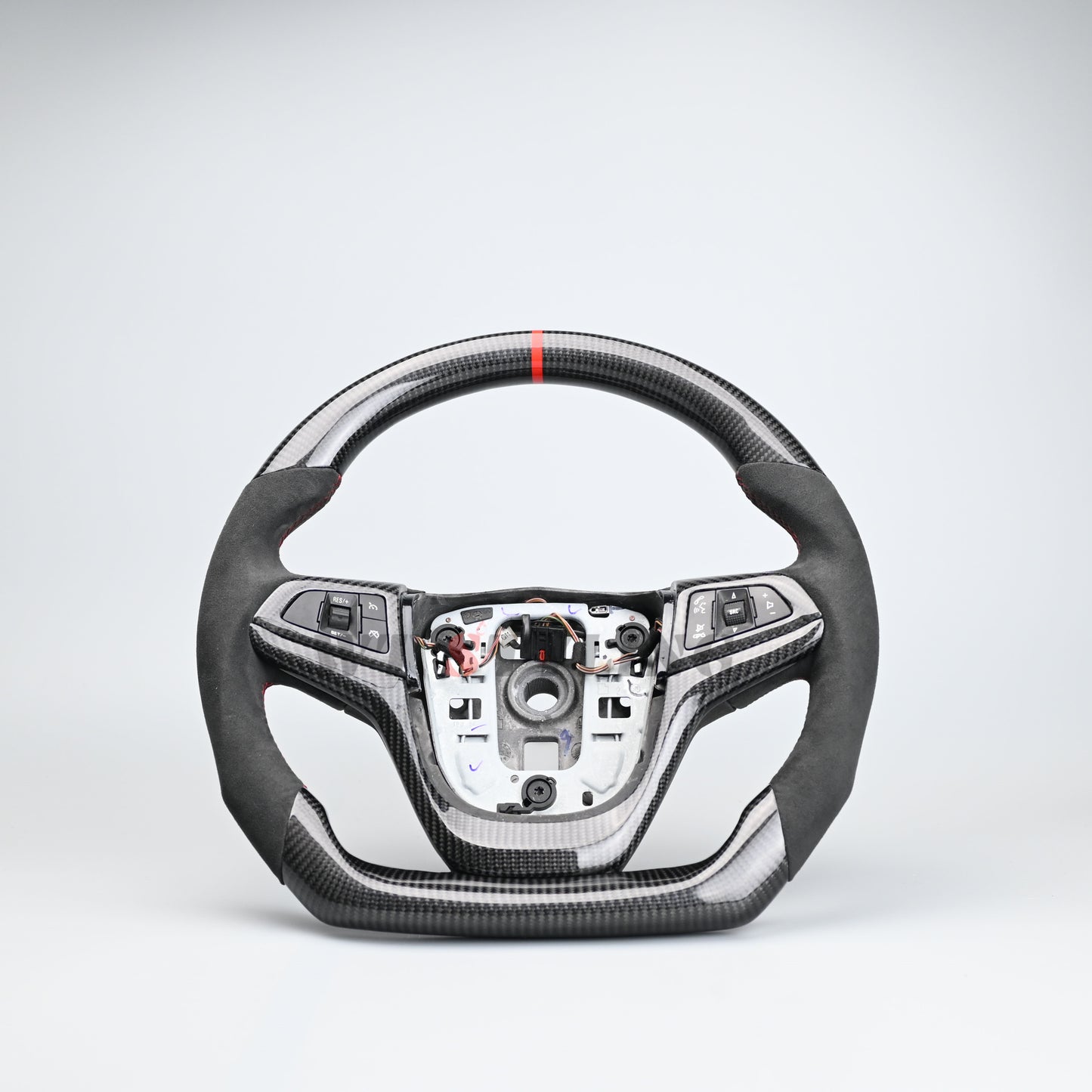 Customise Your Own Style Carbon Fibre Steering Wheel – Flat Bottom | Holden VF, HSV VF, Chevy SS (2013–2017)