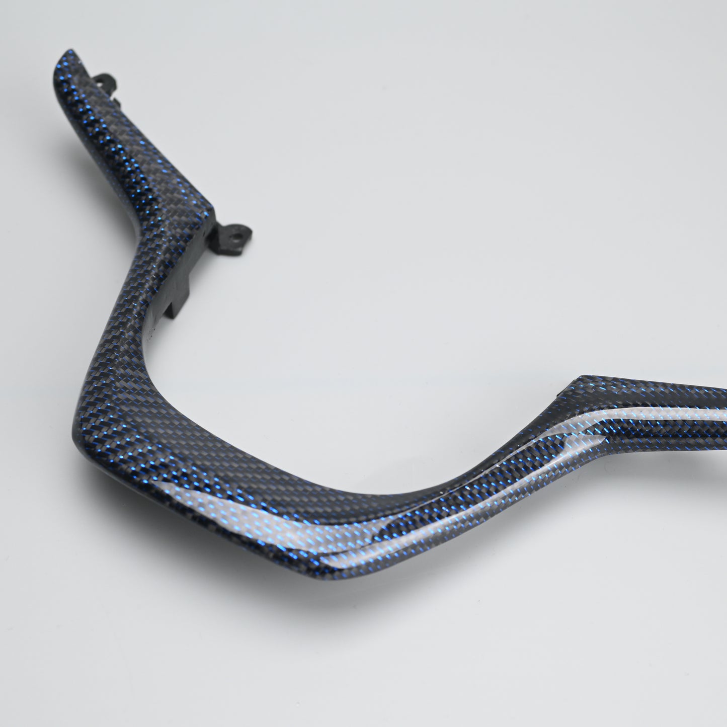 Carbon trim Holden VF steering wheel