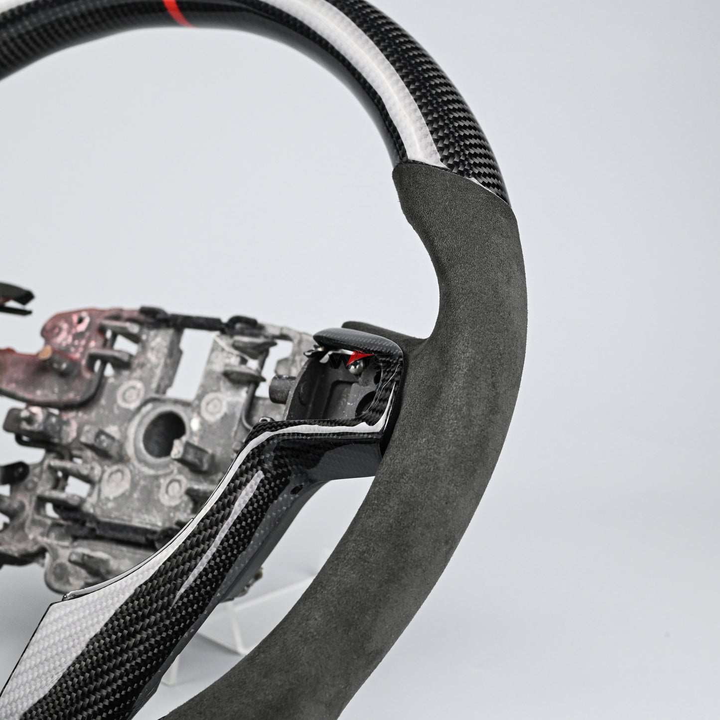 Alcantara Carbon Fibre Steering Wheel  Suitable For Holden VE G8 GXP