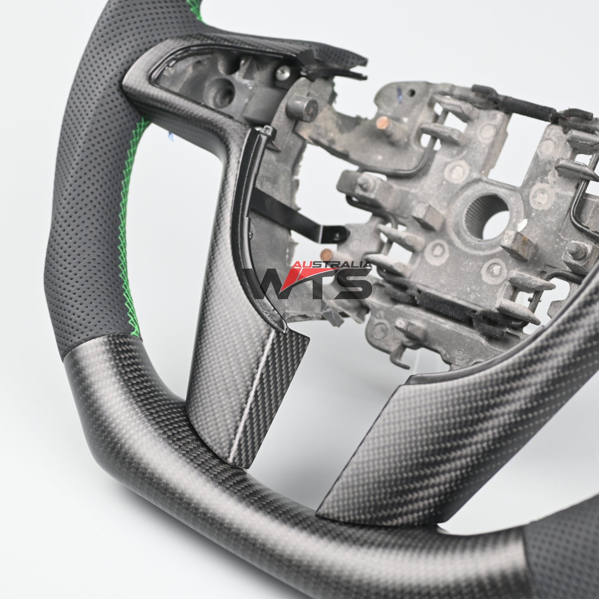 Holden VE HSV VE Steering wheel