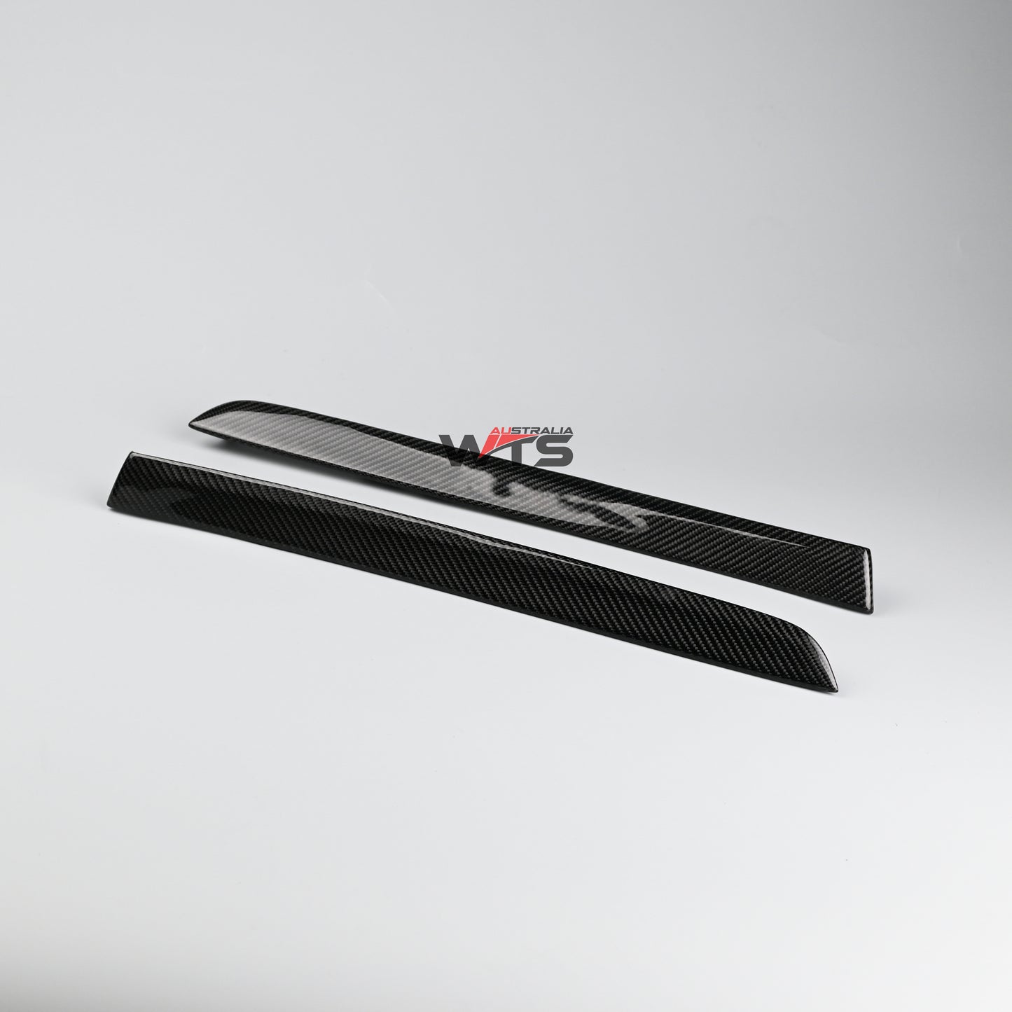 Carbon Fibre Interior Door Trim Strips For Holden VF HSV VF (No memory buttons version)