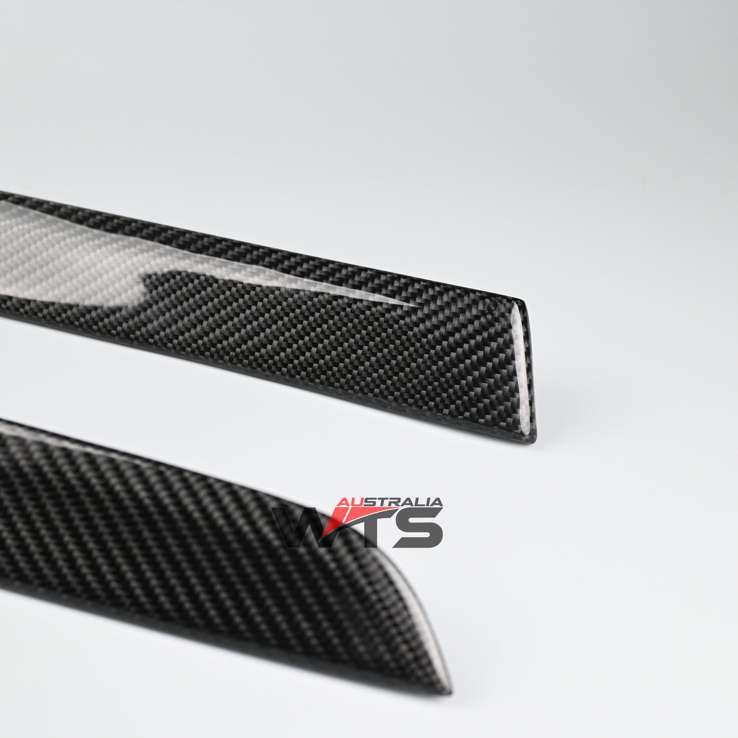 Carbon Fibre Interior Door Trim Strips For Holden VF HSV VF (No memory buttons version)