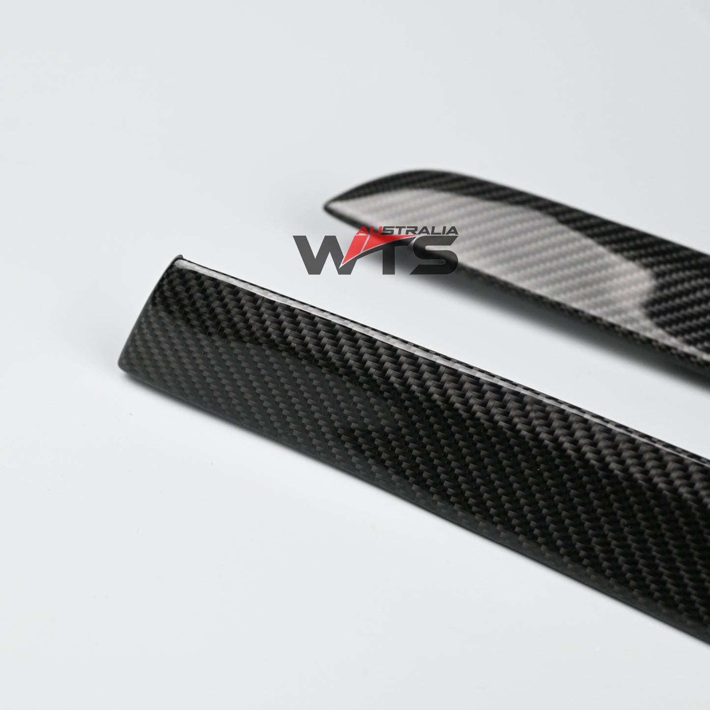 Carbon Fibre Interior Door Trim Strips For Holden VF HSV VF (No memory buttons version)