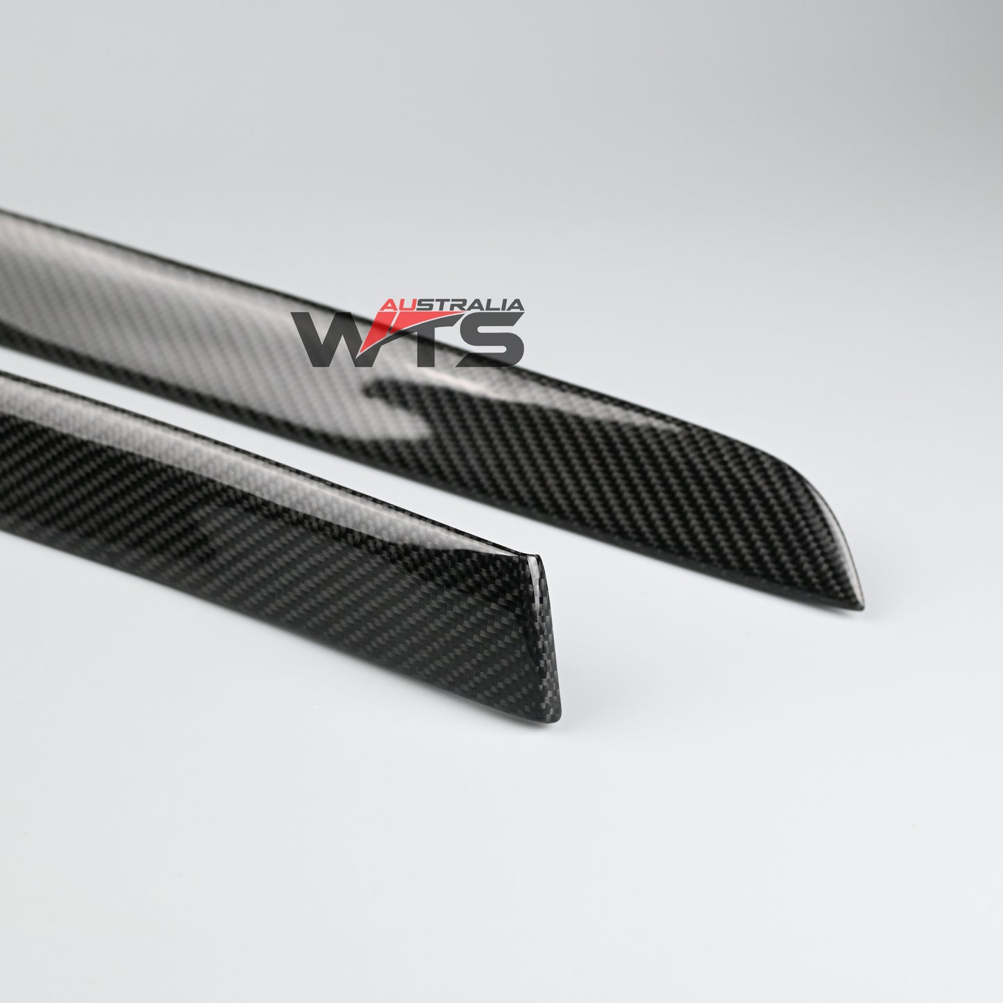 Carbon Fibre Interior Door Trim Strips For Holden VF HSV VF (No memory buttons version)
