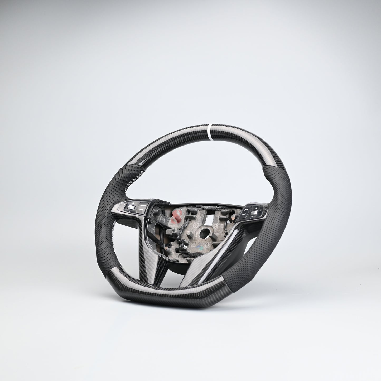 Customise Your Own Carbon Fibre Steering Wheel For Holden HSV VE Pontiac G8 GXP