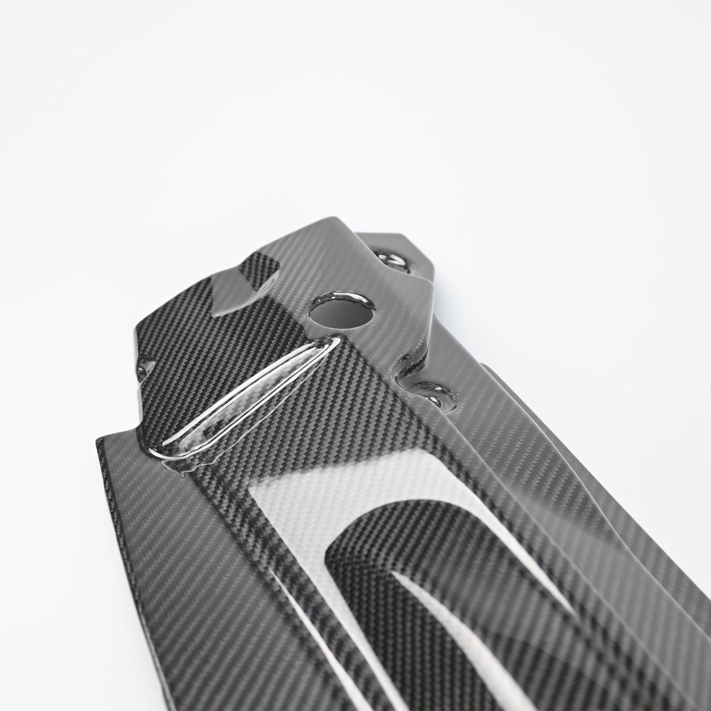 WTS CARBON FIBRE - 100% Pre-preg Carbon Fibre Radiator Garnish For Ford Falcon FG G6 XR6