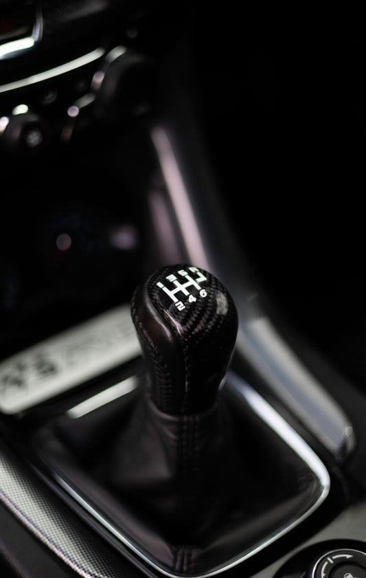 Carbon Fibre Manual Gear Knob Cap Cover FOR Holden Commodore VZ VE VF V6 SV6 V8