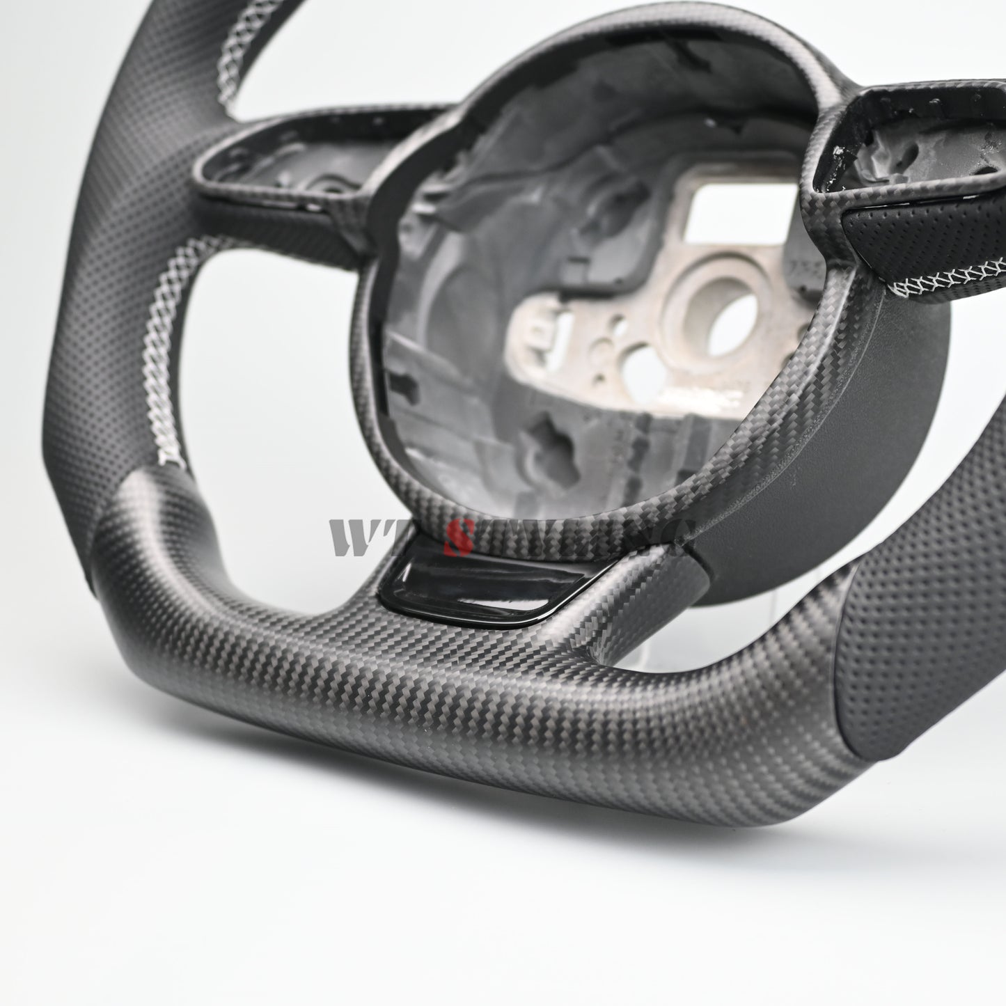 Matte Carbon Fibre Steering Wheel Suitable For Audi S3 RS3 S5 RS5 (Older Genration)