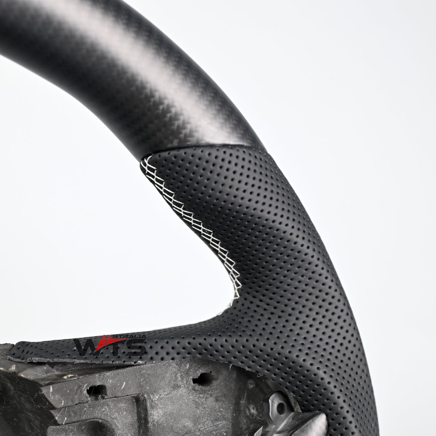 Matte Carbon Steering Wheel For Holden VF HSV VF Chevy SS