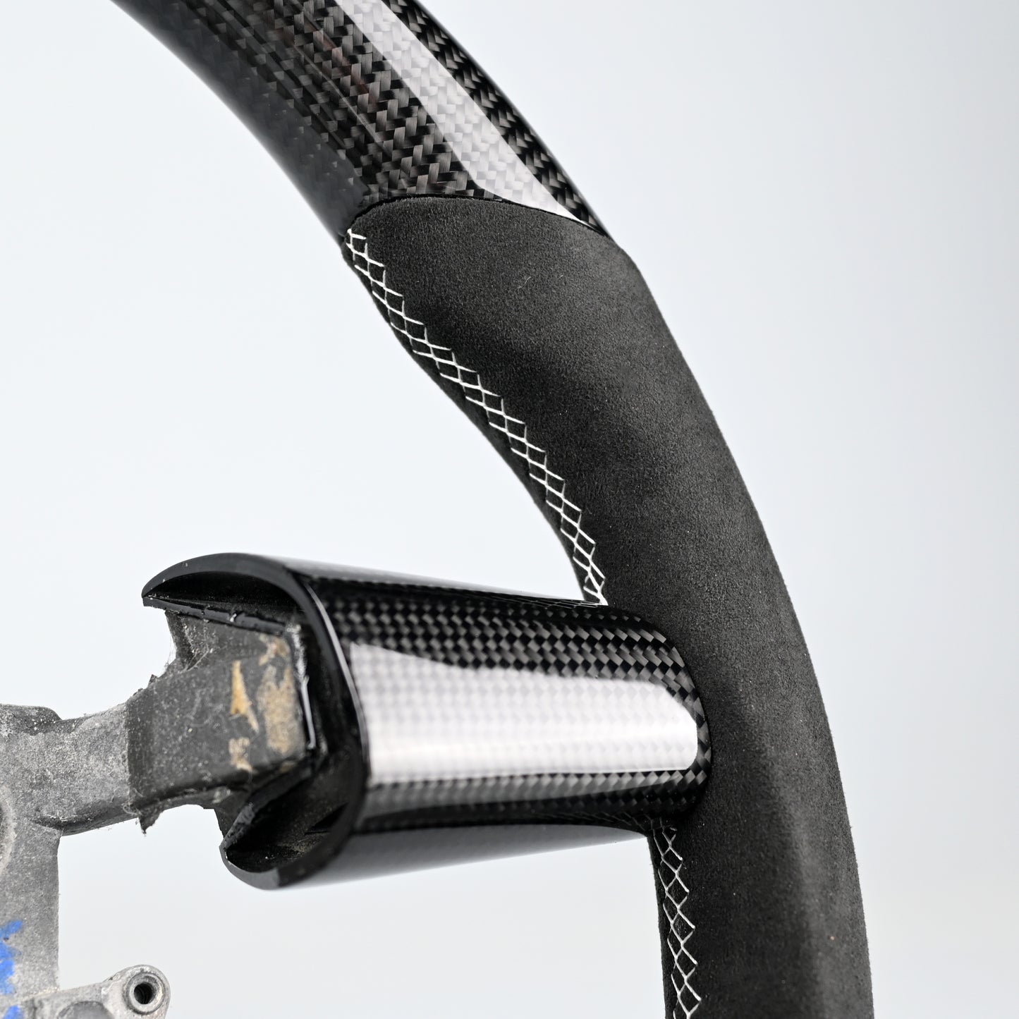 (Made To Order) Carbon Fibre Steering Wheel | Fits Holden VY / VZ Commodore SS SV6 SV8 (2002–2006)