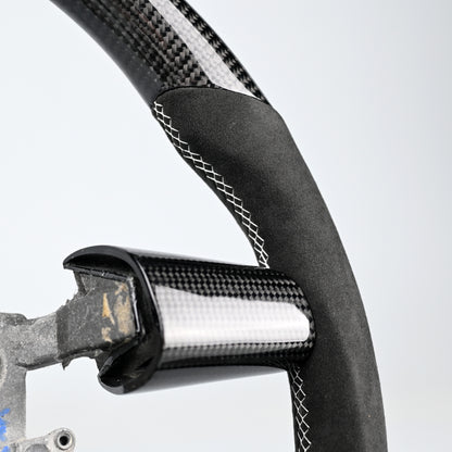 (Made To Order) Carbon Fibre Steering Wheel | Fits Holden VY / VZ Commodore SS SV6 SV8 (2002–2006)