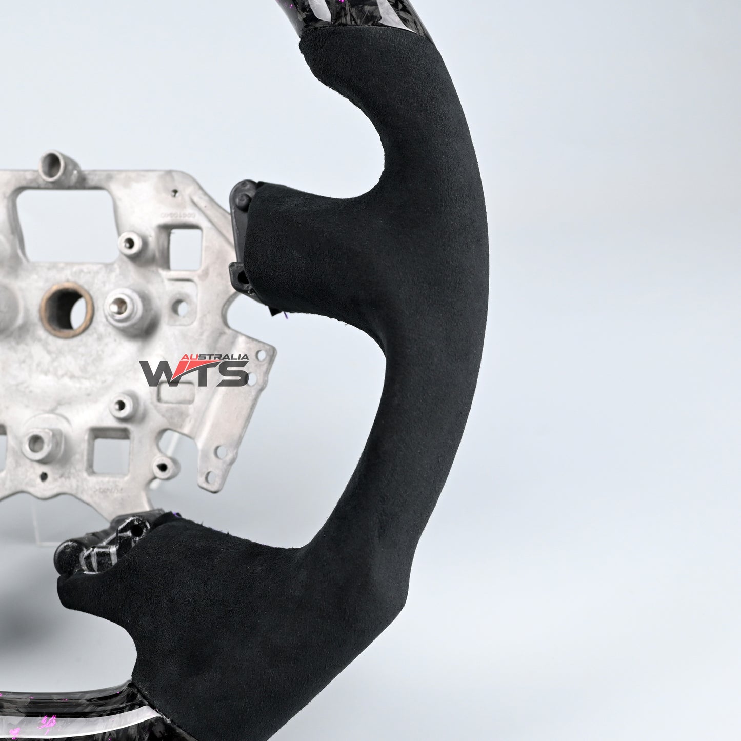 LED Shifter Indicator Display – Flake Style Forged Carbon & Alcantara Steering Wheel (Flat Bottom)