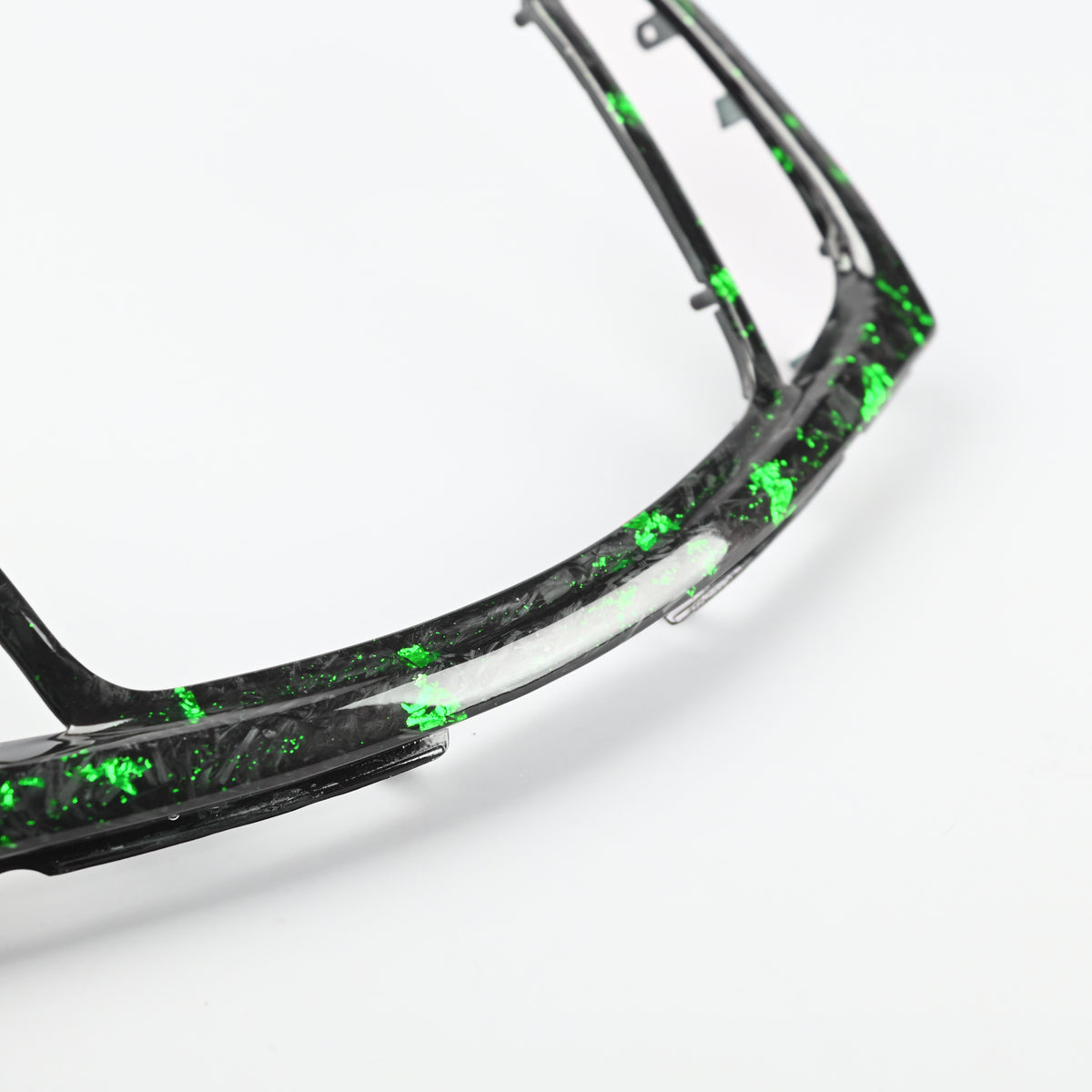 (Pre-order) Carbon Fibre Style Radio Trim Surround Cover For Holden Commodore VF All Modles Chevy SS